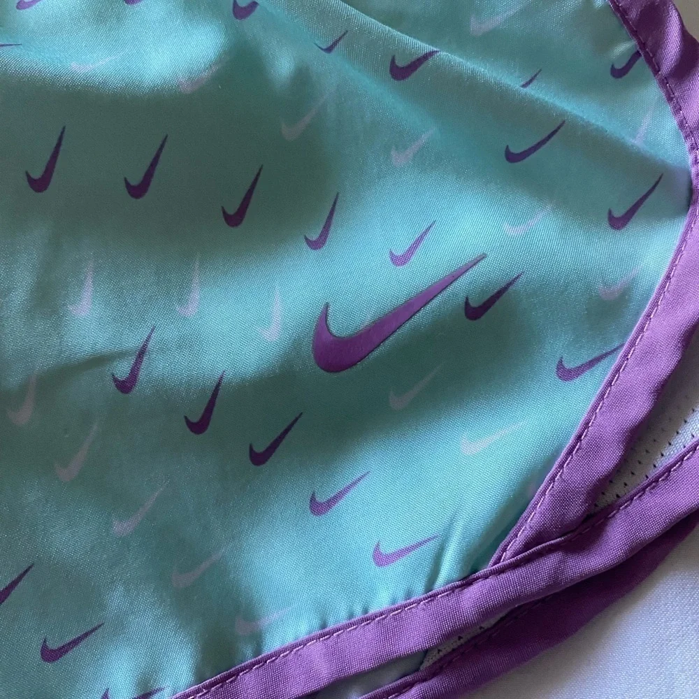 GIRLS ATHLETIC BUNDLE-SIZE 4/5-NIKE & CHAMPION